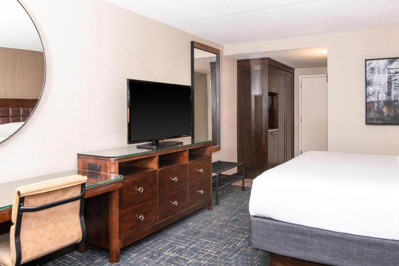 Sheraton Ann Arbor Hotel מראה חיצוני תמונה