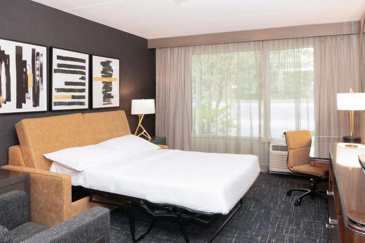 Sheraton Ann Arbor Hotel מראה חיצוני תמונה