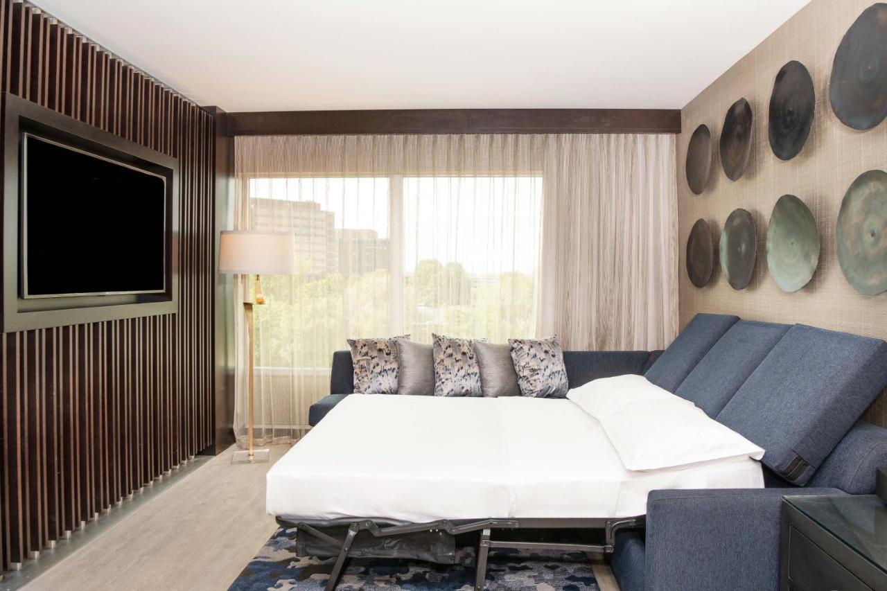 Sheraton Ann Arbor Hotel מראה חיצוני תמונה