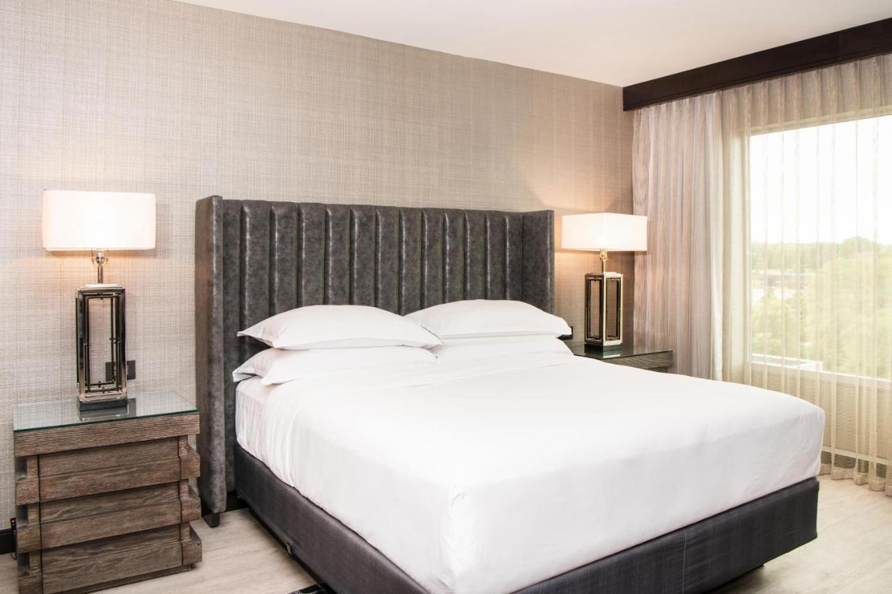 Sheraton Ann Arbor Hotel מראה חיצוני תמונה