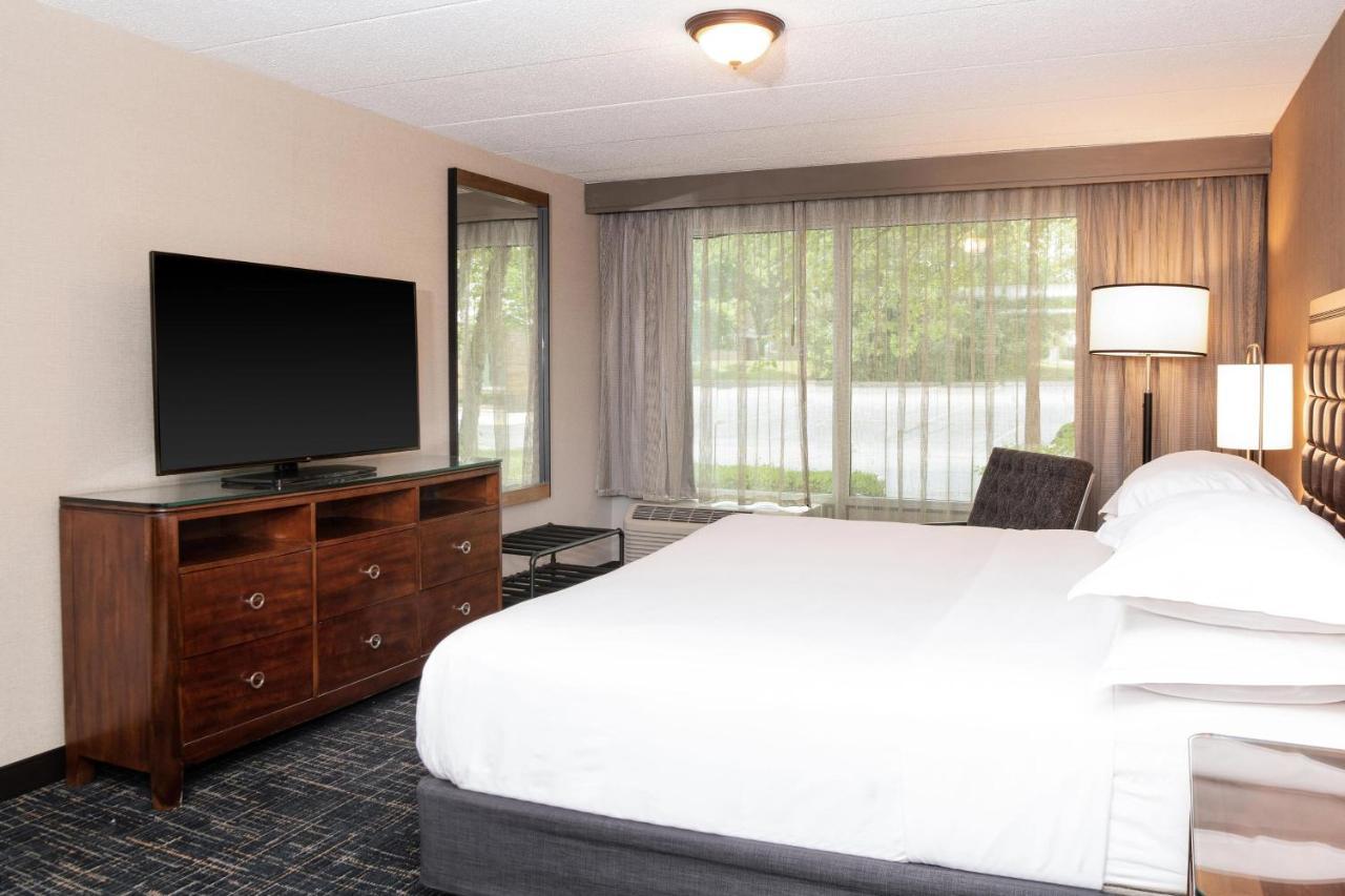 Sheraton Ann Arbor Hotel מראה חיצוני תמונה