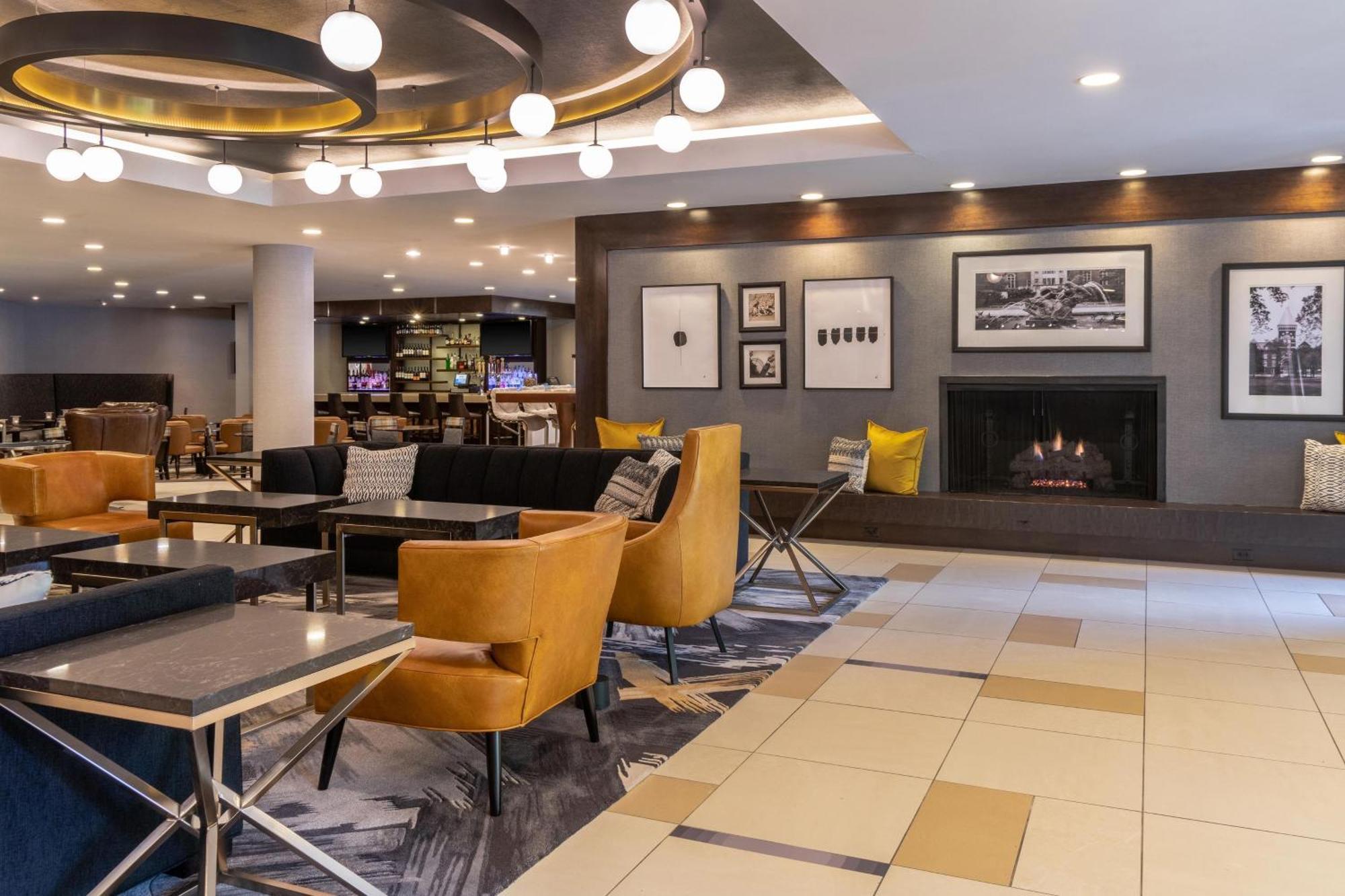 Sheraton Ann Arbor Hotel מראה חיצוני תמונה