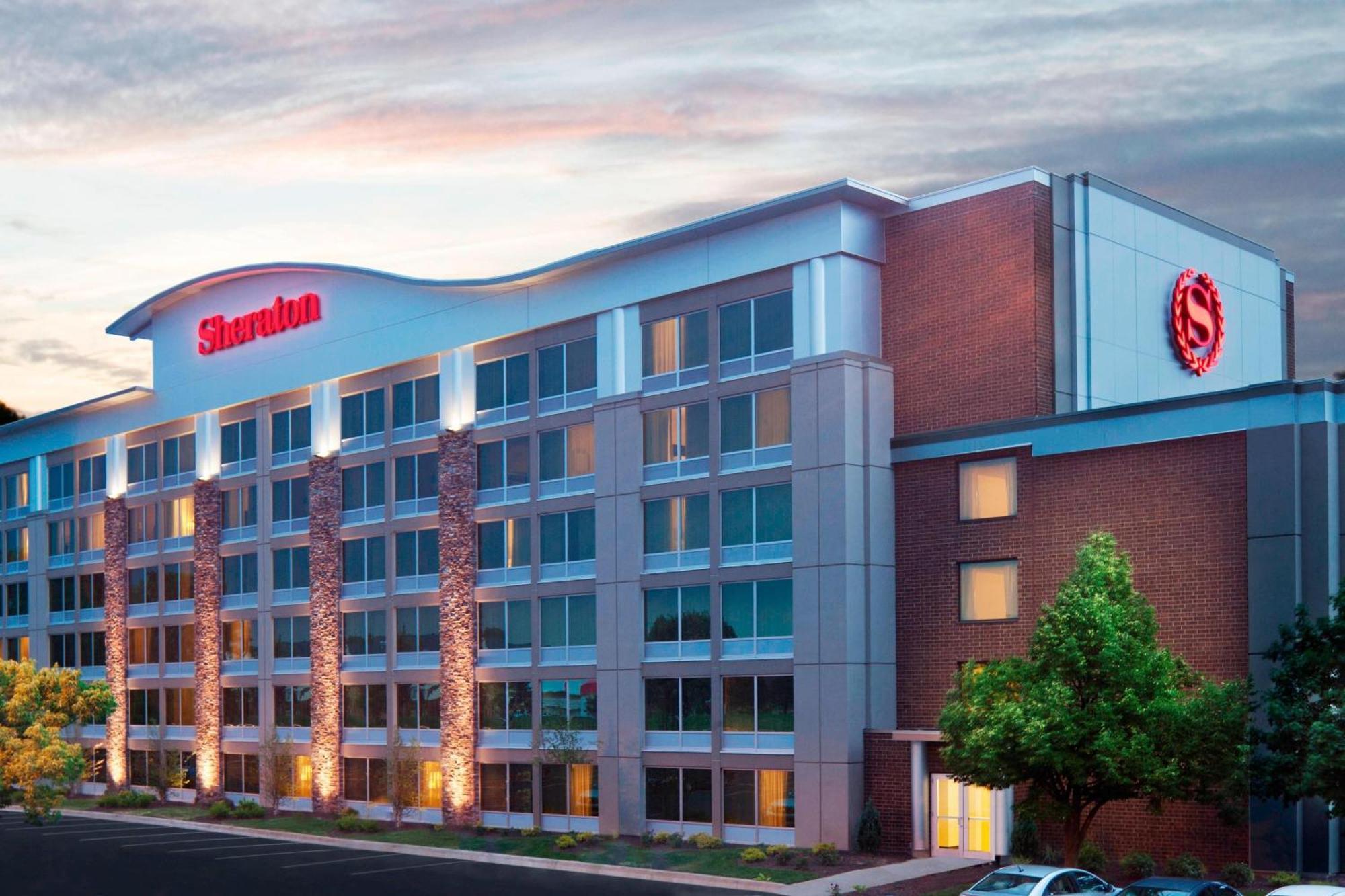 Sheraton Ann Arbor Hotel מראה חיצוני תמונה
