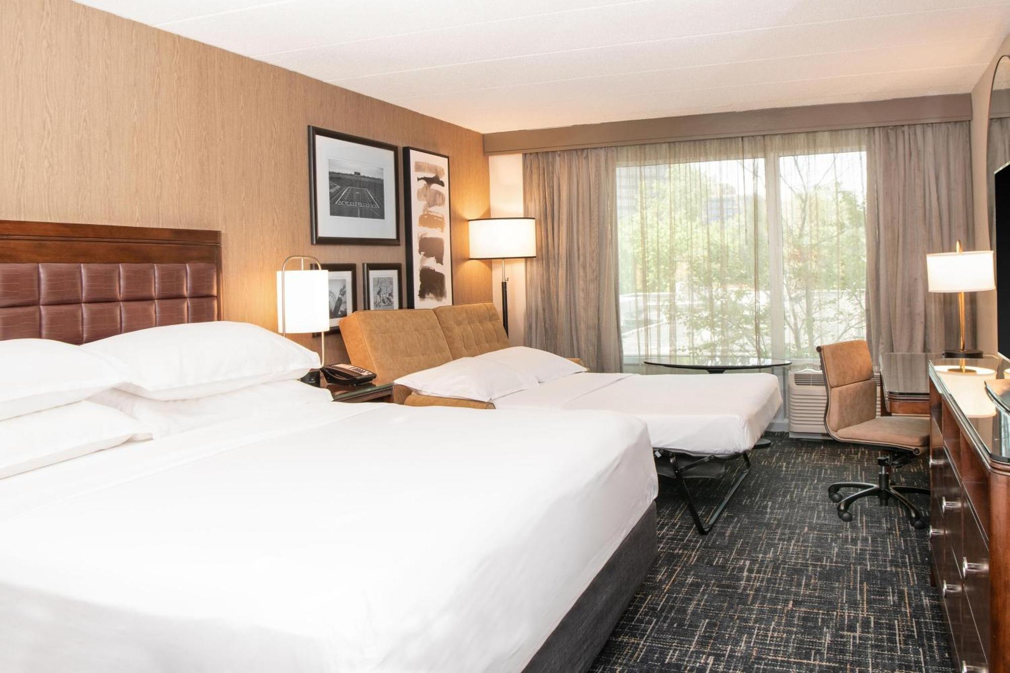 Sheraton Ann Arbor Hotel מראה חיצוני תמונה